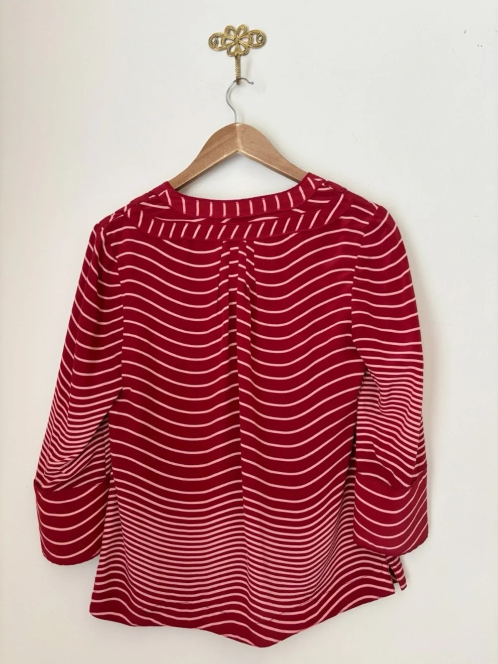 Tory Burch Red Striped Silk Tie Neck Blouse Sz 4 Luxury Workwear